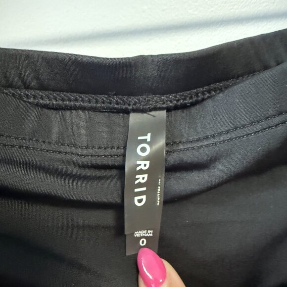 Torrid Black Crochet Detail Swim Bottom Size L/12 - Picture 7 of 7